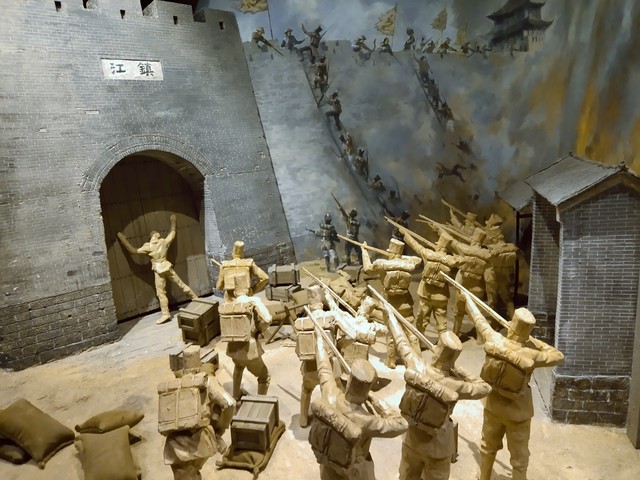 详细阅读:清西陵怎么样——一场穿越时空的皇家之旅,带你领略大清帝国的辉煌与沧桑,感受历史的厚重与美丽 清西陵怎么样——一场穿越时空的皇家之旅,带你领略大清帝国的辉煌与沧桑,感受历史的厚重与美丽