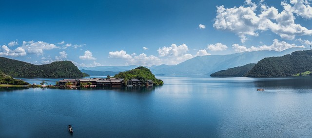 丽江旅游自驾游攻略：从成都出发，穿越云贵高原，探索神秘纳西文化，邂逅雪山下的浪漫与宁静