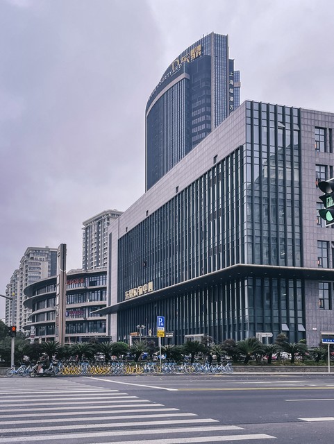 合肥南站到合肥站地铁多久？2024最新时刻表揭晓，带你快速穿梭城市南北，体验不一样的合肥速度！