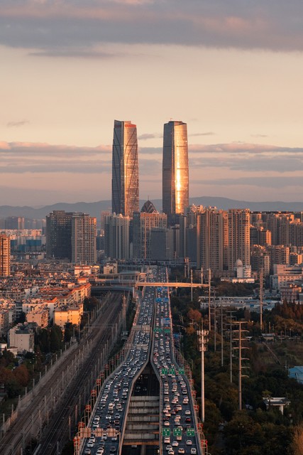 详细阅读:南伞到昆明车:一场说走就走的旅行,带你穿越云南美景 南伞到昆明车:一场说走就走的旅行,带你穿越云南美景