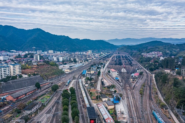 顺昌到南平北站要多久？2024年最新出行攻略，带你轻松搞定两地之间的时间与距离难题！