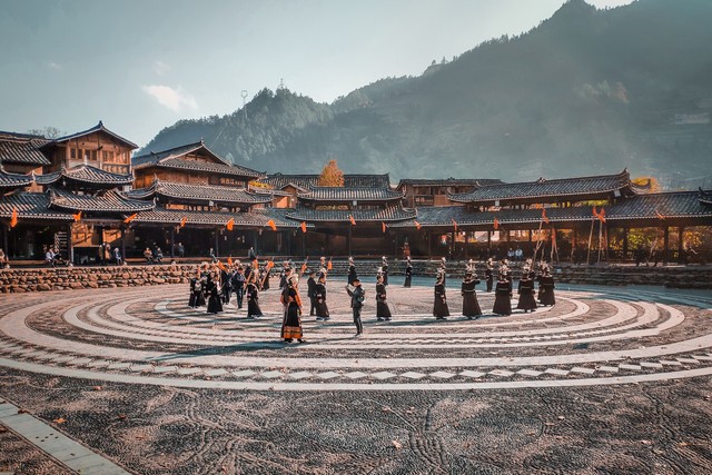 每个民族村寨：探索中国多元民族文化宝藏，感受不一样的乡村风情——从贵州肇兴侗寨到广西壮乡的文旅融合之路