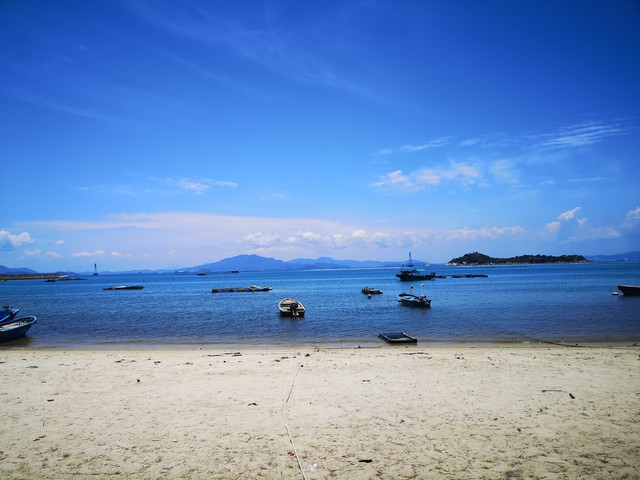 探索巽寮湾有什么好玩的？从沙滩到海鲜市场，再到隐秘景点，带你玩转这片人间仙境！