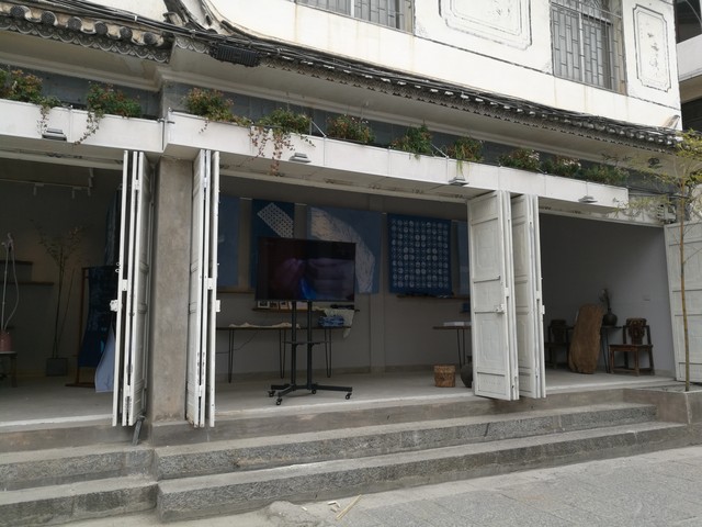 大理联通营业厅：从线下到线上，一场温馨的服务革命，让每一个客户都感受到家的温暖