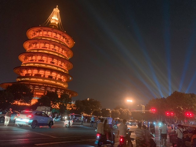 洛阳夜景哪里好玩，古都夜八点带你游遍最美夜景，感受千年古城的浪漫与魅力