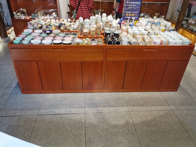 长崎综合免税店大揭秘：从购物天堂到心灵之旅，一场说走就走的免税狂欢