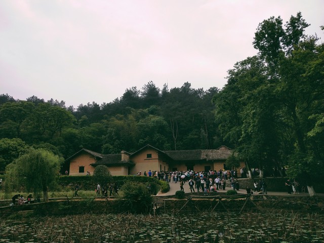 韶山门票多少钱？2024年最新韶山旅游攻略，带你玩转伟人故里，享受免费景点与优惠票价，不容错过的红色圣地之旅