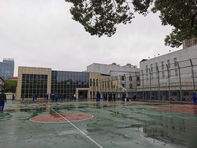 长沙博才中学怎么样：一所让人骄傲的学校，不仅因为它的辉煌成绩，更因为它教会了我们如何面对挑战