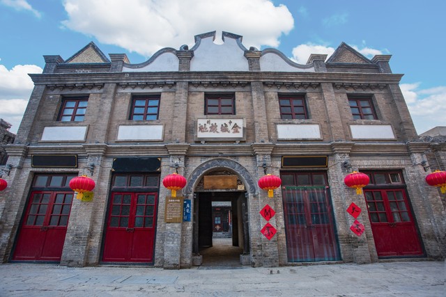 县前街在哪里？探寻那些隐藏在历史尘埃中的繁华与记忆，赣州、青浦、安阳、绍兴……每一座城市的县前街都有说不完的故事