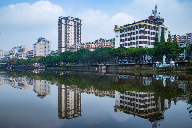 自贡市邮编是多少？2024年最新自贡市各区县邮编大揭秘，让你不再为寄件烦恼！