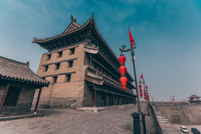 详细阅读:古代长安是哪里?探秘千年古都的前世今生,带你穿越回那个辉煌的时代 古代长安是哪里?探秘千年古都的前世今生,带你穿越回那个辉煌的时代