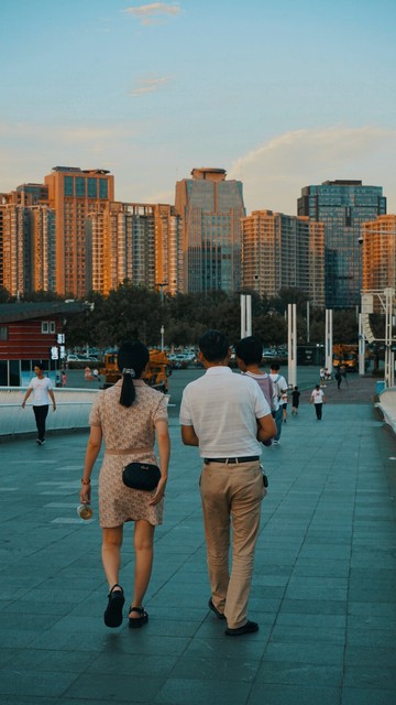 云南旅游墙上的字：当昆明遇见了春城，那些网红墙绘成了最美的风景线