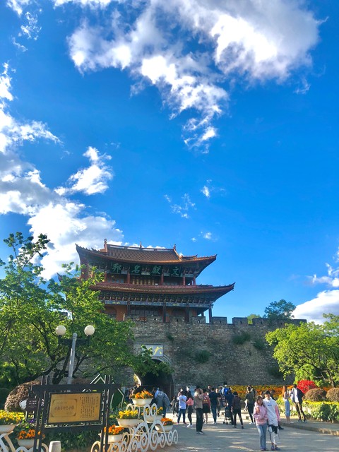 丽江到大理的旅游攻略：从古城到洱海，一段不可错过的旅程
