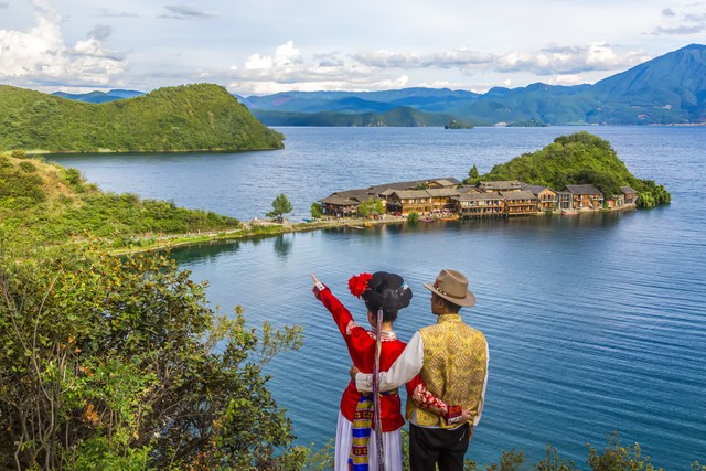 泸沽湖7月份适合旅游吗？夏日里的浪漫仙境，让你心动的不只是湖光山色！