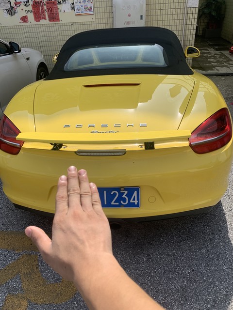保时捷租一天多少钱？解锁豪华驾驶体验的隐藏成本与惊喜