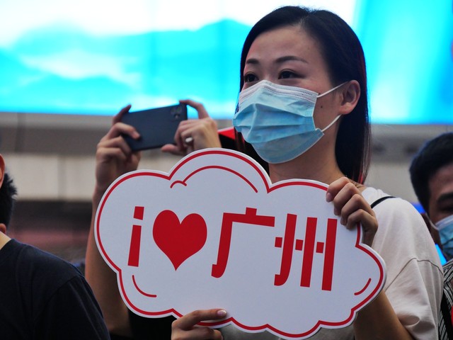 今天我要带你，带你穿越时空，体验不一样的人生——从平凡到非凡的蜕变之路，让你的人生从此不再平凡