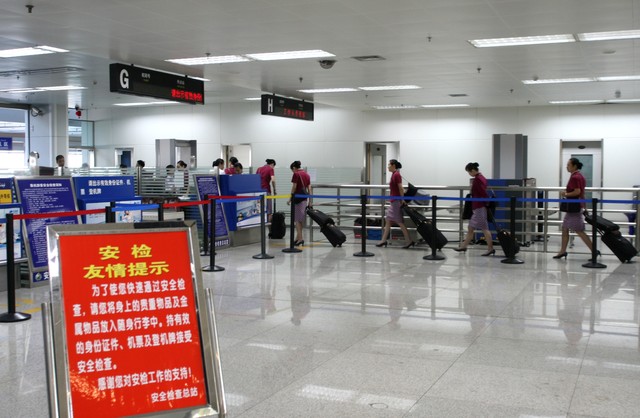 为什么机场检票拍照？揭秘那些你不知道的安检秘密，让你从此安心旅行
