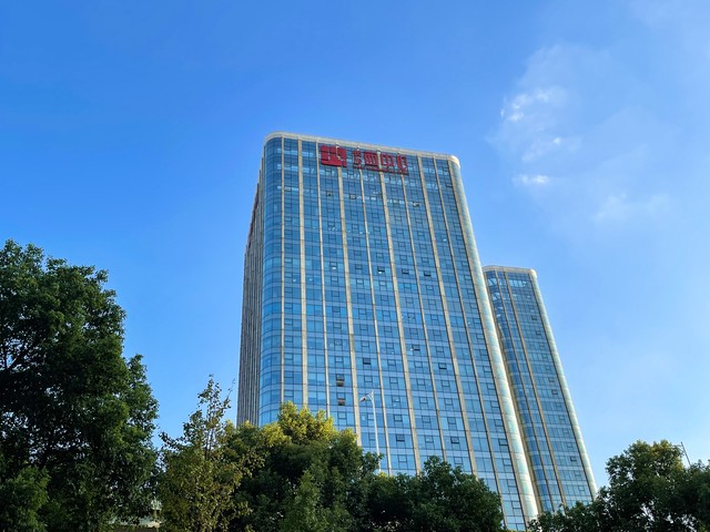 详细阅读:长沙汽车西站在哪里?岳麓区枫林三路,便捷出行的起点 长沙汽车西站在哪里?岳麓区枫林三路,便捷出行的起点