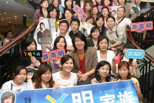 当三百万台币砸在桌上，你猜它能变成多少人民币？惊人的数字背后隐藏着怎样的故事