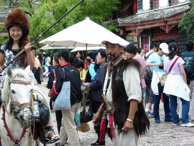 丽江旅游买钰品堂茶叶，品味古城的茶香韵味