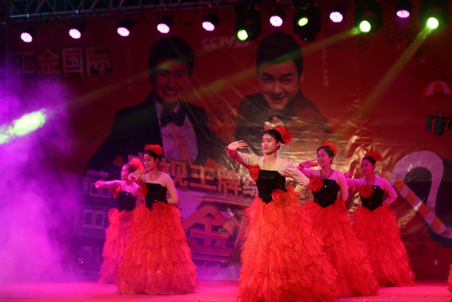 兰州九鼎演艺怎么样？探索这座城市的夜生活新宠，你绝对想不到这里竟然藏着如此多的惊喜！