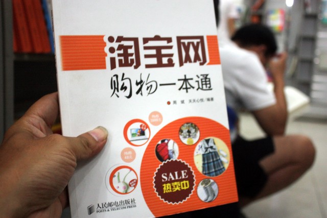 皇家真韵如何加盟，轻松开店赚钱，成为奶茶界的小老板，你也能做到！