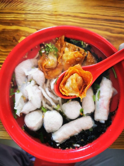 道的福建美食：从街头小吃到殿堂级名菜，一场味蕾上的冒险之旅，带你领略八闽大地的独特魅力