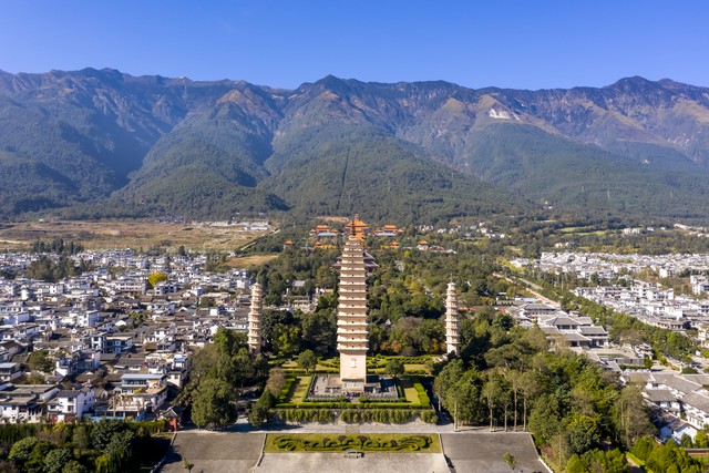 快速穿梭云端，福州到云南飞机要多久？一场说走就走的旅行，只需两个多小时就能抵达心中的诗与远方！
