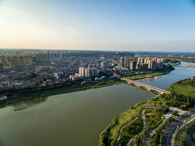资阳属于哪个省份？探寻这座充满活力的城市背后的故事，带你走进四川盆地的心脏地带