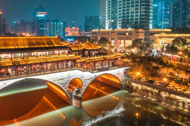 当成都遇见芙蓉：为什么成都是蓉城——一段跨越千年的浪漫邂逅，你绝对想不到的故事