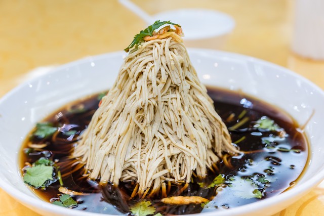 京果粉怎么吃？这道来自江苏的美味小吃，让你的味蕾体验不一样的香甜之旅