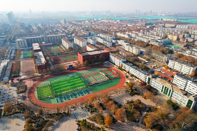 潍坊育才学校怎么样：从梦想启航到全面发展的摇篮，看这所学校如何用爱与智慧守护孩子的未来