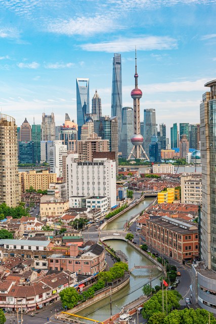 上海有什么著名景点？2024年最全游玩攻略，从外滩到迪士尼，带你看尽魔都风情