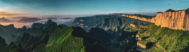 什么山最好玩？2024年最值得打卡的山峰探险之旅，从云门山到梵净山，带你领略不一样的自然风光与人文魅力，发现隐藏在大山之中的乐趣，探索那些令人惊叹的美景，感受大自然赋予我们的惊喜