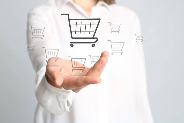 【从普通顾客到成为品牌挚友：一段不可思议的心路历程，见证平凡人如何在日常消费中发现自我价值与归属感】