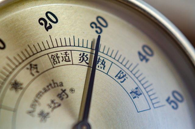 丽江的穿衣指数：如何在四季变换中找到最适合的穿搭方式，让你的旅行更加完美无瑕？