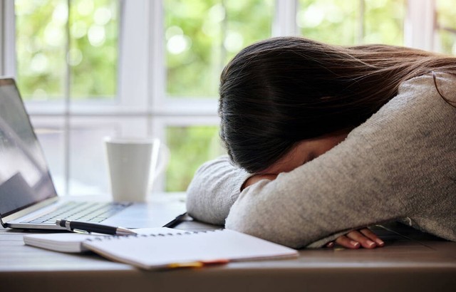 老人如何玩黄山？一份超实用的保姆级攻略，让你的爷爷奶奶轻松游遍天下第一奇山，不累不困，尽享美景！