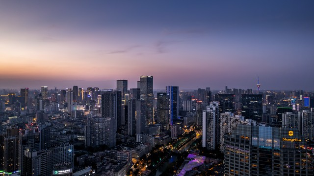 四川成都的景区有哪些？2024年最新最全成都旅游攻略，带你玩转这座充满魅力的城市！