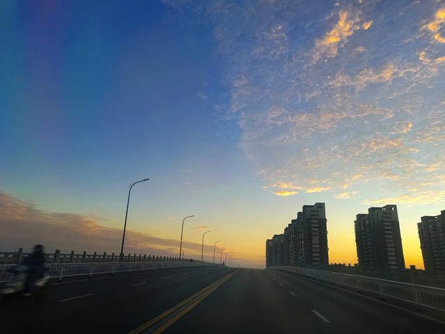 详细阅读:盘锦到绥中多少公里?一段旅程的起点与终点,一场说走就走的旅行,一次心灵的放飞,你准备好了吗? 盘锦到绥中多少公里?一段旅程的起点与终点,一场说走就走的旅行,一次心灵的放飞,你准备好了吗?