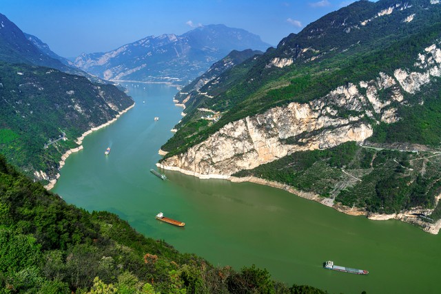 【宜昌哪个省的城市】——长江畔的璀璨明珠，湖北宜昌的前世今生与未来展望