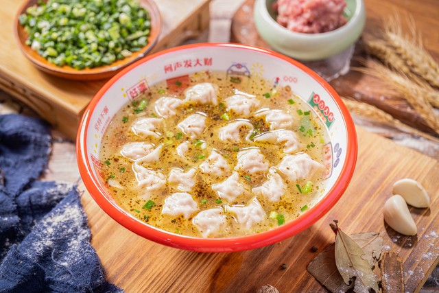 沙县云吞为什么粉色？带你揭秘这道美食背后的秘密，让你一次吃个够！