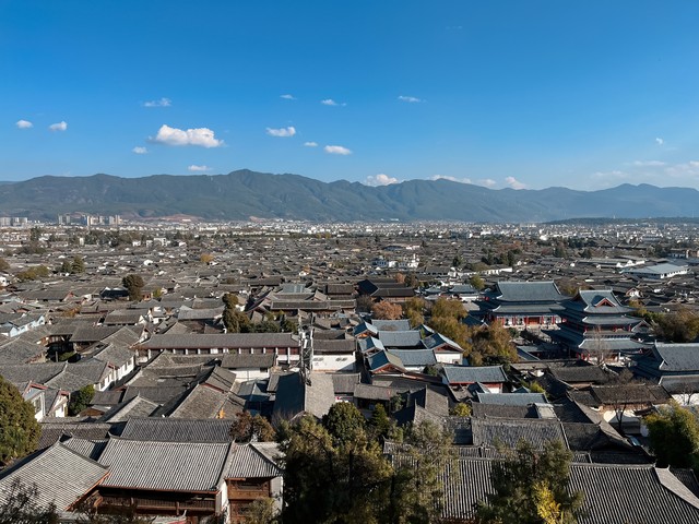 丽江旅游要实名吗？揭秘丽江旅游实名制背后的那些事儿，让你的旅行更安心、更放心！
