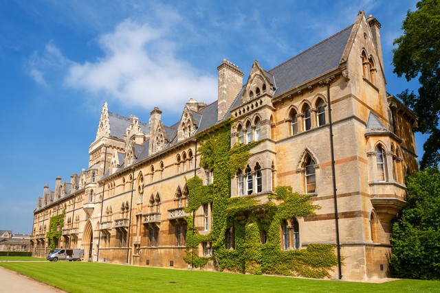 英国留学一年多少钱？揭开留学账单的神秘面纱，让你不再迷茫