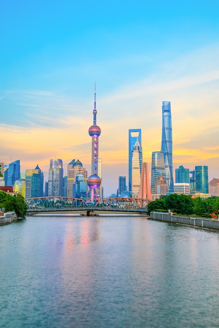 去上海玩住哪里？2024年最火的10大酒店推荐，让你的旅行充满惊喜！