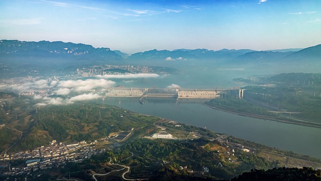 三峡温度多少现在？秋意渐浓，感受不一样的山水风情