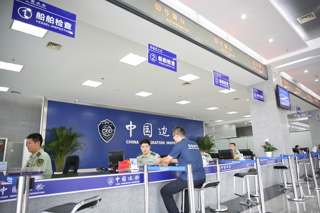 派出所怎么样：从基层民警的真实故事看新时代派出所的创新与温情