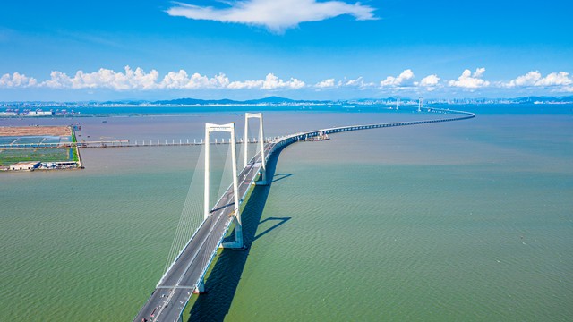 深圳到福建快递多久？揭秘背后的故事，让你不再焦急等待！