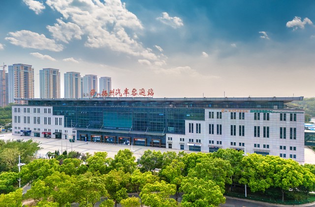 扬州东站离哪个景点近？揭秘扬州东站周边最不容错过的六大必游景点，让你的旅程从下车开始就充满惊喜！