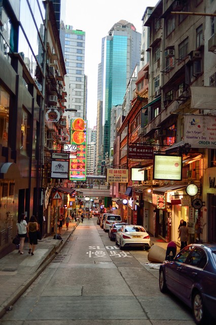 详细阅读:香港哪里吃的最多?从街头巷尾到米其林餐厅,带你体验最地道的香港美食之旅,探索那些隐藏在城市角落里的美味宝藏,发现每一个街区的独特风味,感受这座城市舌尖上的脉动 香港哪里吃的最多?从街头巷尾到米其林餐厅,带你体验最地道的香港美食之旅,探索那些隐藏在城市角落里的美味宝藏,发现每一个街区的独特风味,感受这座城市舌尖上的脉动