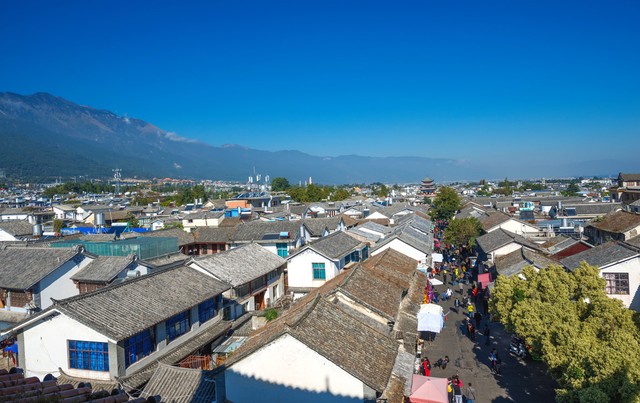 大理跟西双版纳哪个好玩？2024年末最真实的旅行体验告诉你，是选择浪漫洱海还是热带雨林的冒险？